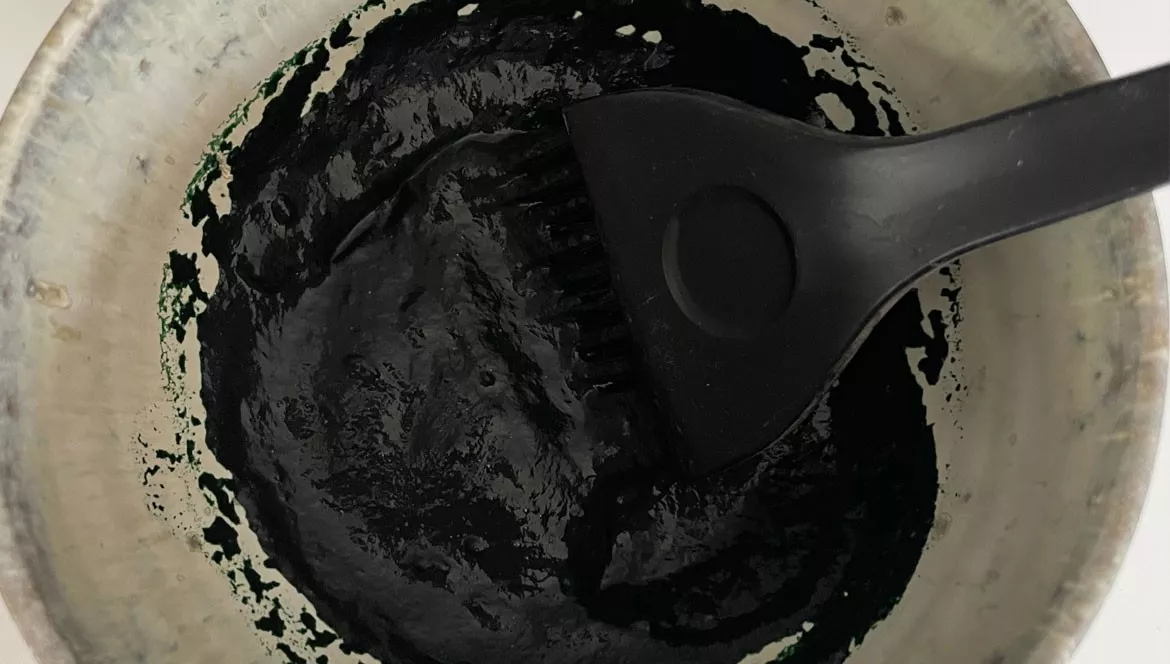 Recette de masque capillaire à la spiruline (en brindilles) et à l’eau