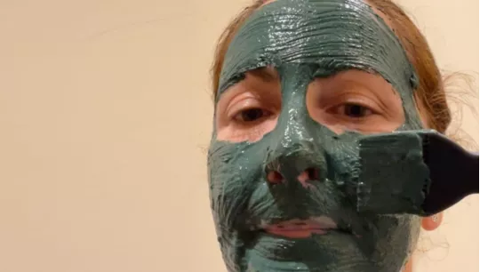 Routine beauté naturelle avant les fêtes